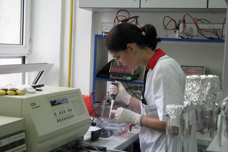 Laboratorul de Epidemiologie Moleculara al Institutului Cantacuzino, Foto: Hotnews