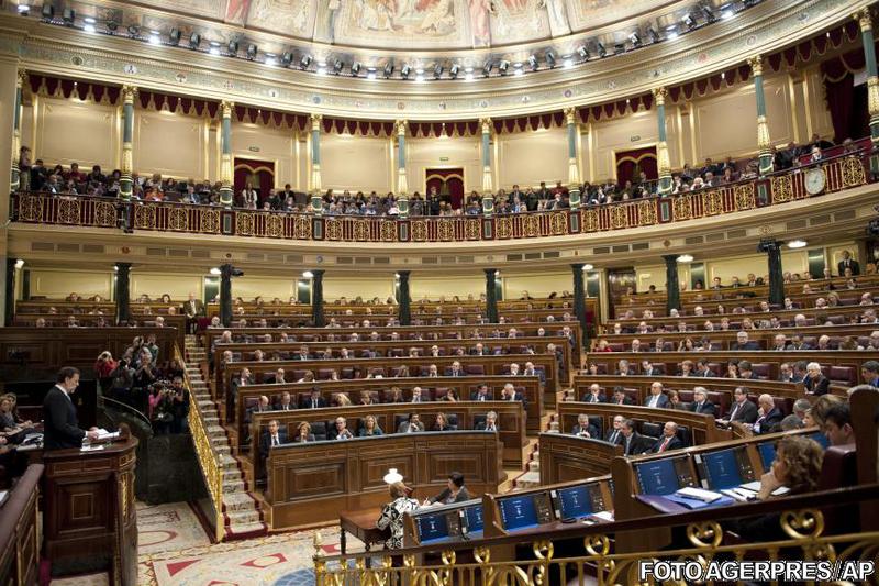 Mariano Rajoy, in fata Parlamentului, Foto: Agerpres