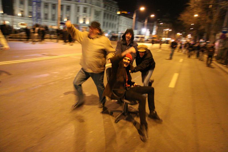 Protest in fata Universitatii din Bucuresti, Foto: Constantin Barbu / HotNews