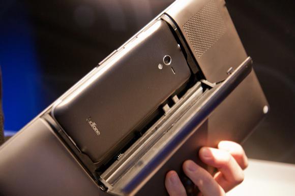 Asus PadFone, Foto: Constantin Barbu / HotNews