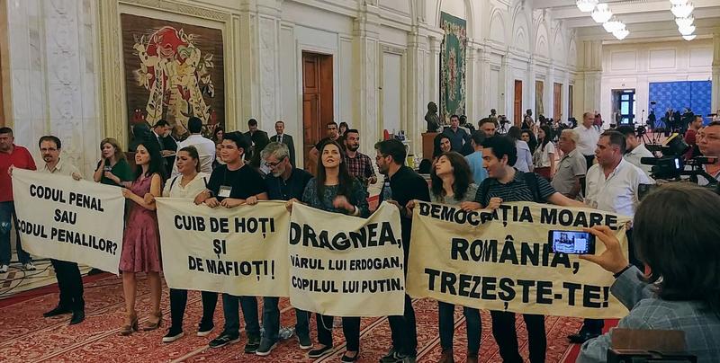 Protest la Parlament, Foto: Hotnews