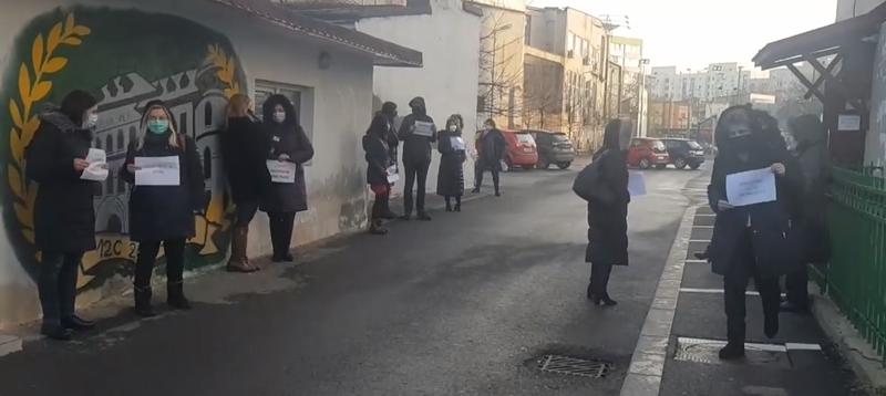 Protest profesori Colegiul Sincai, Foto: Captura