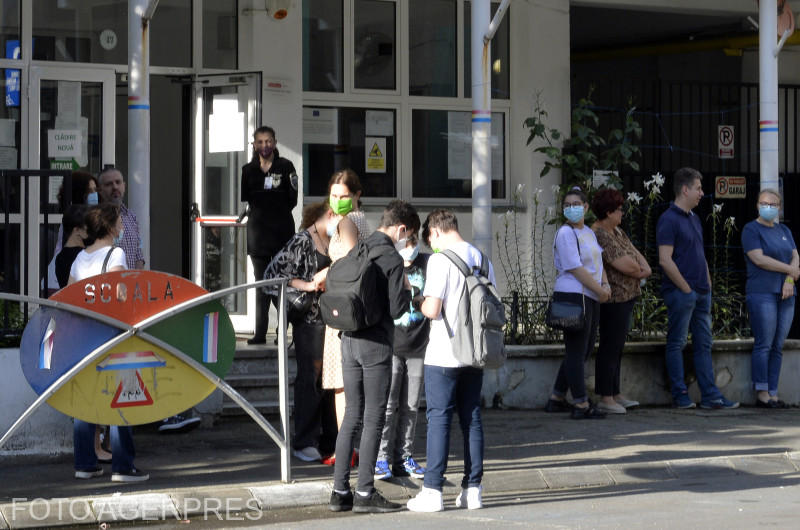 Elevi la examenul de evaluare nationala, Foto: AGERPRES