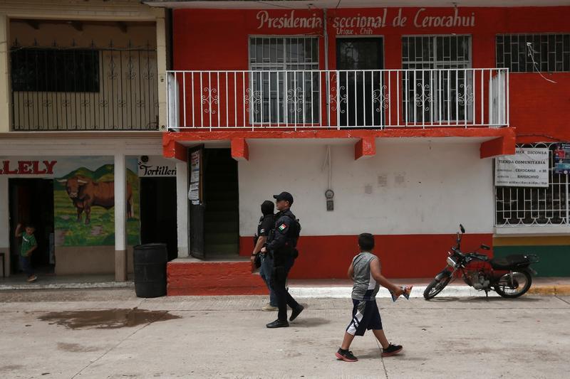 Polițist din Mexic, Foto: Christian Chavez / AP / Profimedia