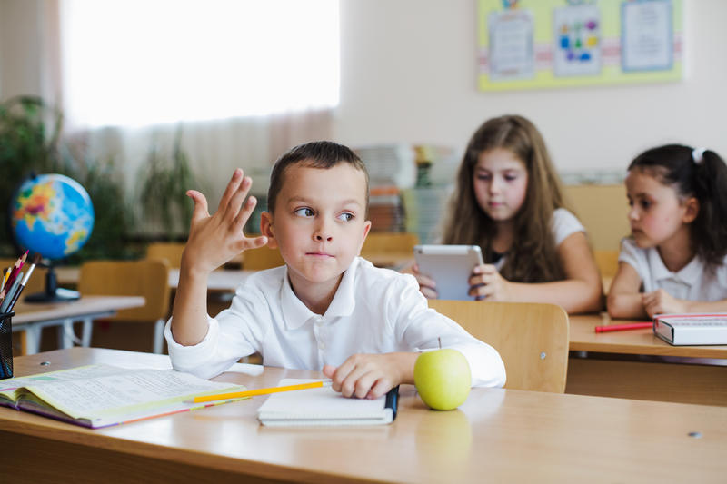 Elev de 12 ani din Giurgiu, agresat în timpul orei de curs, Foto: Freepik.com