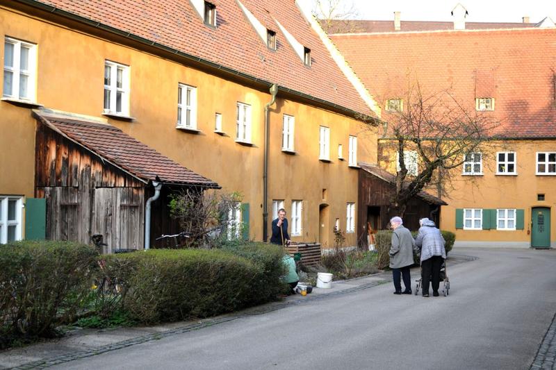 Locatari de azi ai Fuggerei, Foto: Contributors.ro