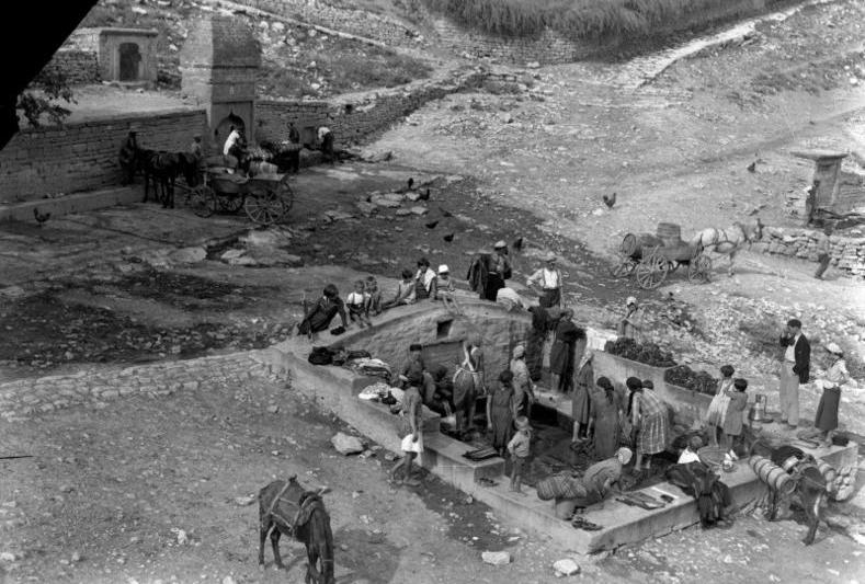 Sacagii din București, în mahalaua Viilor în anii 1930-1940, Foto: AGERPRES FOTO/ARHIVA ISTORICA