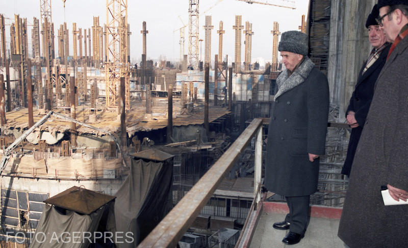 Nicolae Ceaușescu, vizită pe șantierul Casei Poporului (1986), Foto: AGERPRES FOTO/ARHIVA ISTORICA