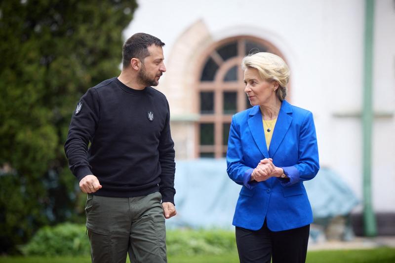 Volodimir Zelenski si Ursula von der Leyen, Foto: Ukraine Presidency via Bestimage / Bestimage / Profimedia