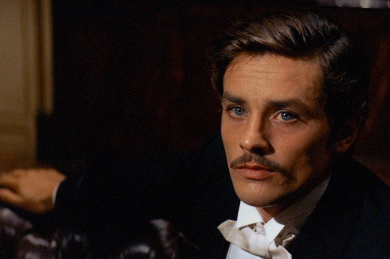 PORTRET Alain Delon, soarele negru al celei de-a 7-a arte