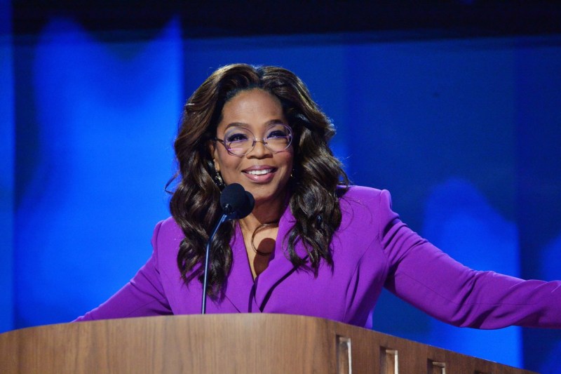 VIDEO. Discursul lui Oprah Winfrey care a „fascinat mulțimea cu un apel la bun simț și decență”