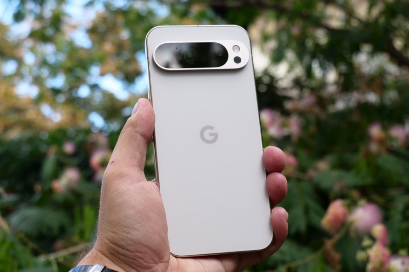 REVIEW Google Pixel 9 Pro XL – Unde strălucește și ce mai are de îmbunătățit telefonul etalon pentru Android